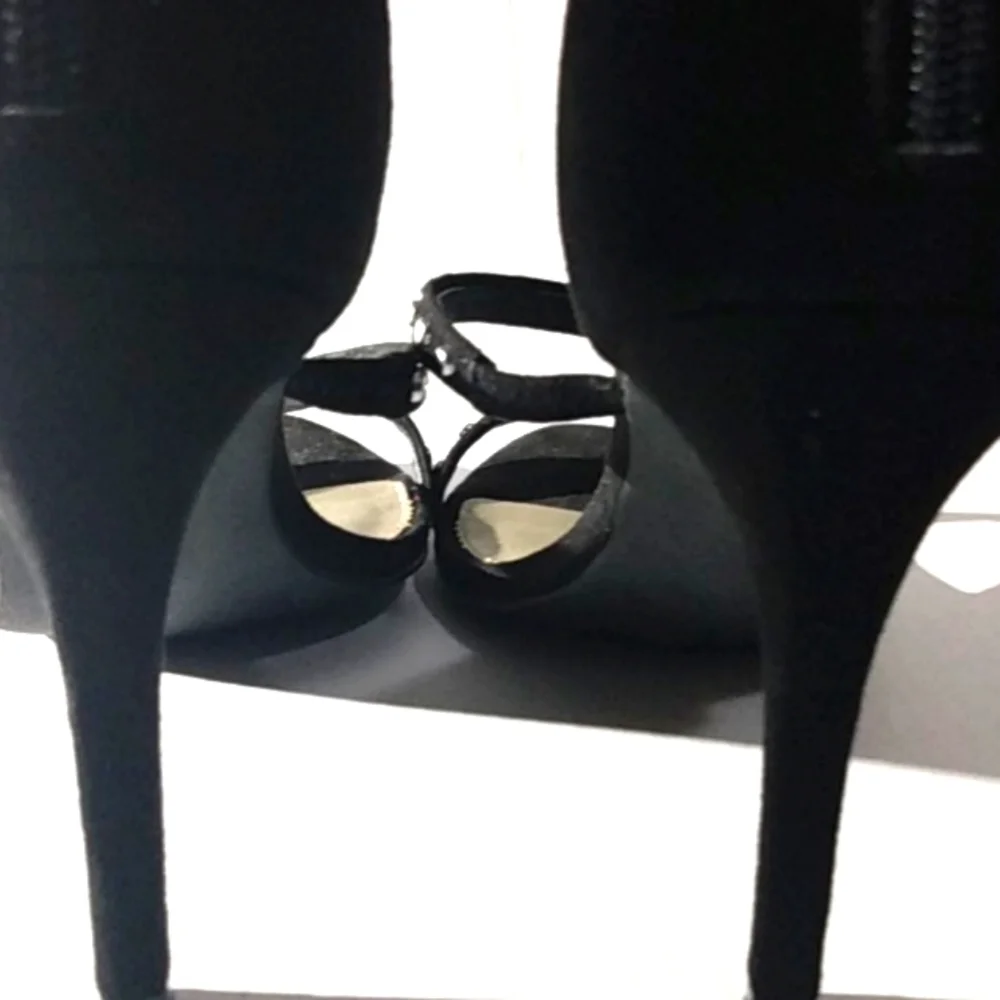MICHAEL SHANNON BLACK SILVER STUDDED STRAPPY STILETTO SANDALS SIZE 9